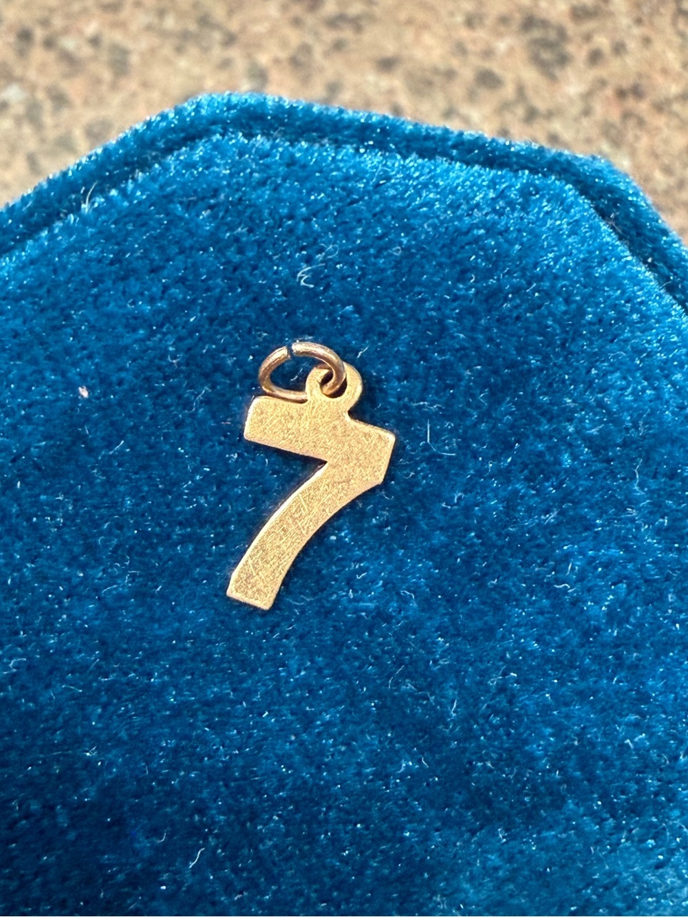10K Gold Lucky Number Seven Charm